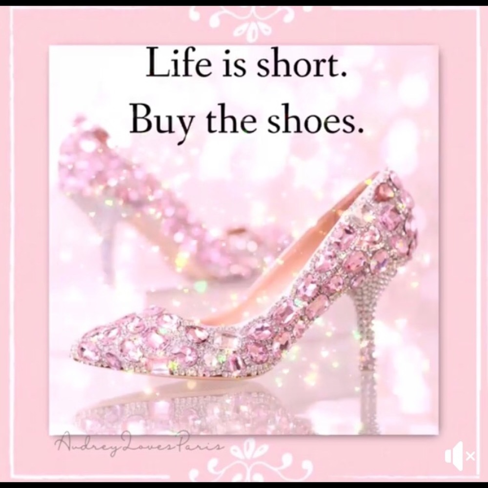💗💕Check my closet for great deals!